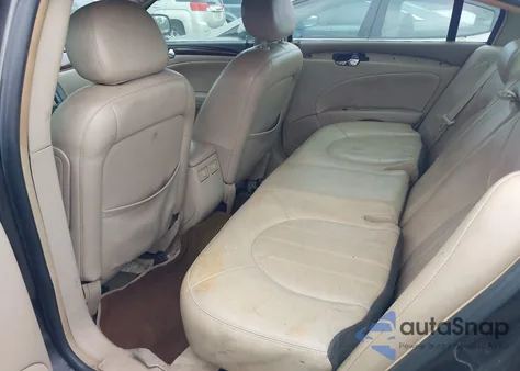 2008 Buick Lucerne Cxs z USA, uszkodzony, nr VIN 1G4HE57Y48U170486